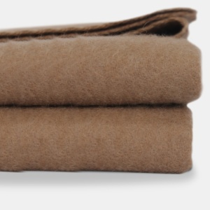 Manta de Pelo de Camello Mongol 100% (130x170cm) - Product Image 3