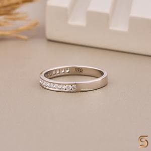 Bague demi-éternité en diamant de culture |   Bague de mariage empilable 0,38 CT |   Bague en or 10 carats avec diamant pour femme - Product Image 6