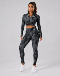 Conjunto de Yoga Transpirable para Mujer con Logotipo Frontal - Top de Diseño Sólido y Cierre Elástico en la Cintura para Gimnasio, Fitness y Entrenamiento a Precio Económico - Product Image 2