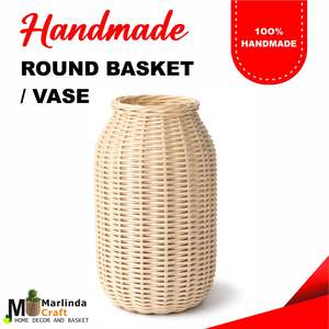 Cesta redonda de ratán, florero artesanal de 8 pulgadas - Product Image 1