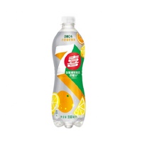 Boissons gazeuses 7-Up fabriquées en Chine avec des saveurs de mojito, de pamplemousse, de mandarine et de citron, sans sucre, en canettes élégantes et en emballages PET