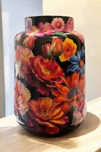 Vase en céramique fait main Linea Exports Inc, rond, rose brillant, motif floral, décoration de table bohème - Product Image 6