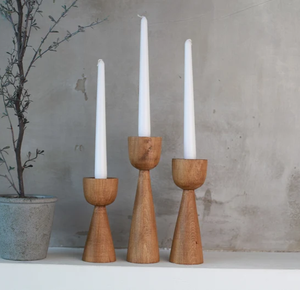 Portavelas de madera de haya hecho a mano, decoración rústica para el hogar, por B H Brothers - Product Image 1
