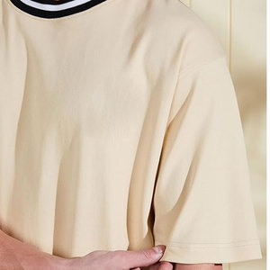 เสื้อยืดคอกลมแขนสั้นทรงโอเวอร์ไซส์สำหรับผู้ชาย ผ้าฝ้ายแคนวาส 100% เป็นมิตรกับสิ่งแวดล้อม สีพื้น สามารถสกรีนโลโก้ได้ สำหรับผู้ใหญ่ - Product Image 4