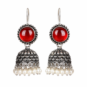 Pendientes Jhumka de Perlas y Piedras Rojas de Bollywood al por Mayor, Pendientes Étnicos Indios de Plata Oxidada Vintage para Mujer, Directo de Fábrica - Product Image 1