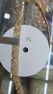 Ribete de encaje de ganchillo hecho a mano con cuentas metálicas de algodón ecológico y lentejuelas - Product Image 5