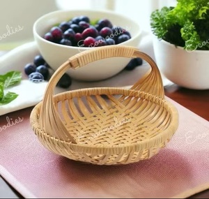 Cesta Redonda de Bambú Ecowoodies con Asa, Florero Artesanal para Mesa, Decoración para Regalo, Diseño Contemporáneo - Product Image 6