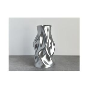 Exclusivo Florero Metálico Diseñado para Interiores de Primera Calidad, que Eleva la Decoración del Hogar con una Exhibición Floral Artística - Product Image 3