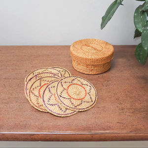 Juego de Posavasos de Ratán Estilo Vintage, Hechos a Mano, para Mejorar la Experiencia de Picnic o la Decoración de Mesas al Aire Libre, Venta al Por Mayor desde India - Product Image 1