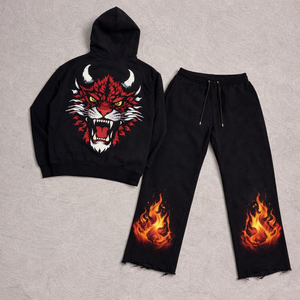 Ensemble sweat à capuche et pantalon noir pour homme, motif flamme et logo tigre, survêtement décontracté pour l'automne, collection Fire Athlete Industry - Product Image 3