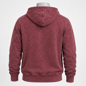 Sweat à capuche délavé pour homme avec variation de couleur distinctive, texture douce et silhouette décontractée, idéal pour une collection avant-gardiste. - Product Image 4