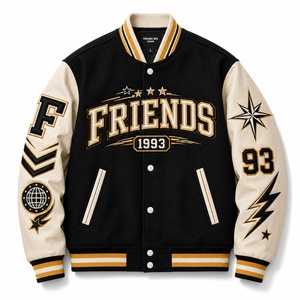 Veste universitaire pour homme, noire et crème, avec patch brodé personnalisé, design décontracté pour l'automne - Product Image 1