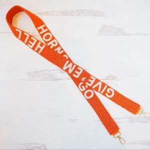 Sangle réglable faite à la main personnalisable, sangle de couleur blanche et rouge perlée, ceinture d'épaule, sac à bandoulière, design unique et durable - Product Image 3