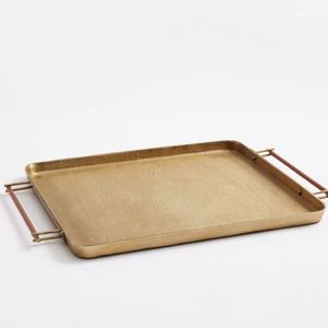 Plateau de service de luxe en laiton martelé, 10 pièces, pour cuisine et salle à manger modernes, compatible lave-vaisselle, design élégant, durable, brillance longue durée - Product Image 3