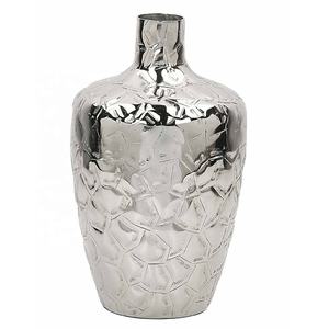 Vente chaude Argent Fabriqué À La Main En Métal Vase En Métal Moderne Vase De Table Fer Côtier Fleur Vase au Prix de Gros - Product Image 1