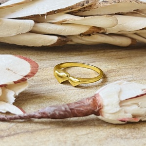 Unique Design Love Heart Shape <b>Ring</b> <b>Dainty</b> Brass <b>Ring</b> For Women 18k Gold Plated Double Heart Love Band Wholesale Minimalist <b>Ring</b> - Product Image 5