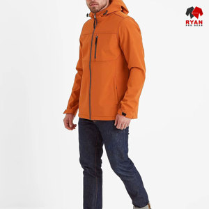 แจ็คเก็ตซอฟต์เชลล์แบบสั่งทำพิเศษสำหรับผู้ชาย ยี่ห้อ Ryan Pro Gear พร้อมซิปปิดและโลโก้สั่งทำ เป็นมิตรต่อสิ่งแวดล้อม - Product Image 3