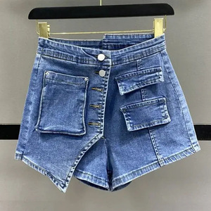 Shorts en jean pour femmes OEM, vente en gros directe usine, prix abordable, commande en gros, style décontracté et tendance 2026 - Product Image 1