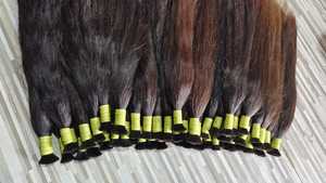 Extensiones de Cabello Liso Sedoso de Diseño Único, Cabeza Completa, Volumen Abundante, Brillo Natural para Mujeres, Moda y Belleza, Disponibles para la Venta - Product Image 4