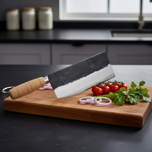Cuchillo de Chef Chino Forjado a Mano, de Acero al Carbono Rústico, con Mango de Madera Natural para Picar y Rebanar con Precisión - Product Image 3