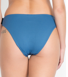 Shorts de pole dance noir uni grande taille avec logo frontal, couleurs personnalisables, Spandex/Polyester, OEM/ODM - Product Image 2