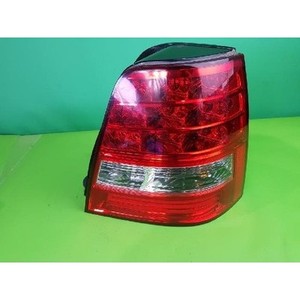 Feu arrière droit d'occasion pour Sorento 2006-2009, référence OEM 924023E500 - Product Image 2