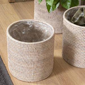 Adorables pots tissés vintage en rotin pour plantes et jardinières - Product Image 6