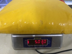 Purée de mangue congelée, issue de mangues mûres, pour les bases de smoothies, les mélanges de boissons, la préparation de desserts et la transformation alimentaire, Vietnam. - Product Image 4