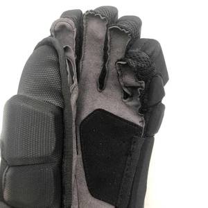 Gants de hockey sur glace en polyester légers et durables, design spécial, poignées multicolores, modèle Eoin Winston Sports Pakistan - Product Image 3