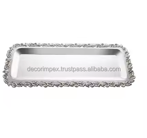 Bandejas de aluminio para servir esquinas de diseño Bandeja para servir con asas para el hogar Bandeja decorativa Con productos de venta - Product Image 1