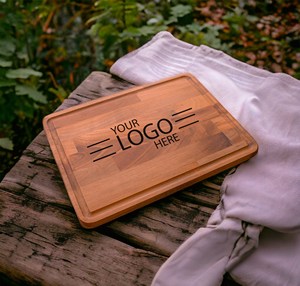 Elegante Tabla de Cortar de Madera, Duradera, Ideal para Restaurantes, Cafés y Preparación Profesional de Alimentos - Product Image 2