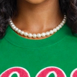 T-shirt en chenille 1908 AKA avec lettres grecques brodées, en coton premium, décontracté, pour sororité - Product Image 2