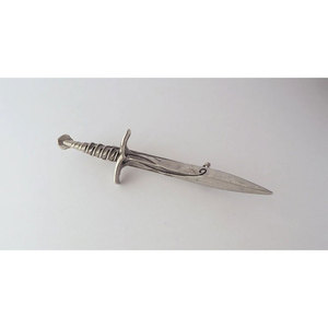 Épée du Seigneur des Anneaux, épingle à kilt faite à la main, accessoire de mariage fantastique, accessoires décoratifs traditionnels irlandais - Product Image 3