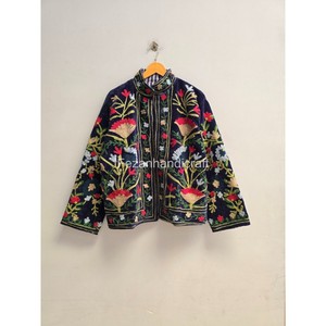Blazer Floral Bordado para Mujer con Cuello Mao, Chaqueta de Algodón Hecha a Mano, Temporada de Otoño, Largo Regular, Manga Larga - Product Image 3