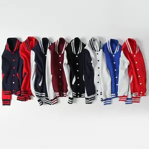 Blouson universitaire streetwear hautement personnalisé pour homme, avec manches en PU, brodé, en tissu de laine et cuir véritable - Direct Clothing - Product Image 3