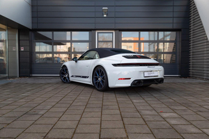รถ SUV ปี 2025 รุ่น 911 Carrera T มือสอง สภาพดี เครื่องยนต์เบนซิน 4.1-6 ลิตร เทอร์โบ 394 แรงม้า ล้อแม็ก R20 ภายในสีเข้ม เครื่องยนต์แบบสันดาป - Product Image 6
