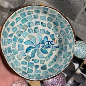 Tazón de Cáscara de Coco Ecológico Pulido de Alta Calidad con Mosaico de Concha de Perla Premium, Diseño Floral, Artesanía Decorativa Vintage - Product Image 1