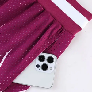 Shorts de basketball personnalisés 100 % polyester en maille flamme, confortables, décontractés, avec taille élastique, assortiment de shorts de bain en maille - Product Image 2