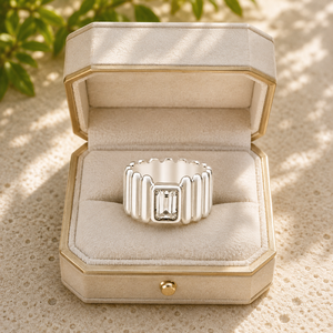 Bague pour femme en argent sterling 925 avec topaze blanche - Sertissage clos sur large bande côtelée (Tendance) - Product Image 6