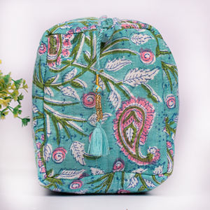 Trousse de Maquillage Personnalisée en Coton Imprimé Unique, Grande Capacité, Sac de Voyage Doux et Mignon pour Filles, Organisateur de Toilette en Gros - Product Image 4