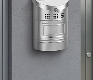 Boîte aux lettres murale élégante en métal galvanisé avec serrure à clé et accès frontal pour un rangement sécurisé des courriers - Product Image 4