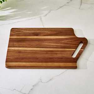 Planche à découper en acacia résistante à l'eau, scellée contre l'humidité, à faible absorption, traitée à l'huile. - Product Image 1
