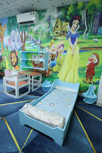 Plaque de contreplaqué en placage de bouleau naturel, épaisseur 9-12-15-18-21 mm, âme en caoutchouc, pour mobilier commercial, décoration E0, fabrication Vietnam - Product Image 6