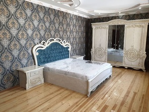 Muebles de dormitorio antiguos, juego de dormitorio con acabado clásico marrón, diseño de cama y dormitorio - Product Image 2