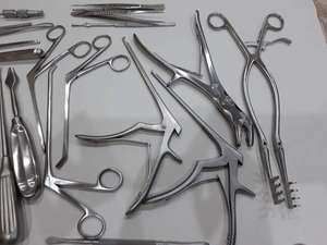 Ensemble avancé de 35 instruments chirurgicaux orthopédiques pour laminectomie, revêtement noir, qualité supérieure, par Dentavex - Product Image 2