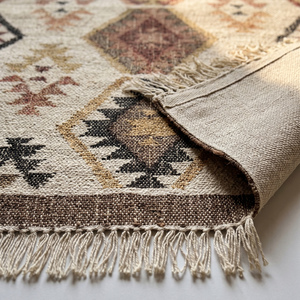 Alfombra Moderna de Yute Hecha a Mano con Diseño Geométrico, Color Crema Marrón Multicolor, Patrón Tribal, Borde Decorativo con Flecos, Antideslizante - Product Image 6