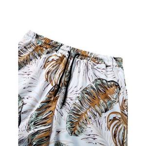 Shorts de malla sublimados de alta calidad, 100% poliéster, para hombre, con logo personalizado, shorts de playa casuales de malla sublimada. - Product Image 3