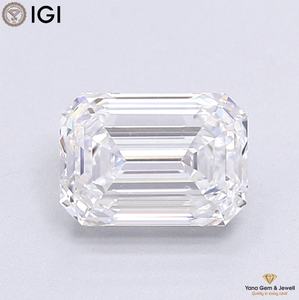 Diamant CVD de laboratoire 1,50 carat, clarté VVS1, couleur D, avec certificat IGI, taille émeraude, monture solitaire, éclat impeccable - Product Image 1