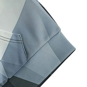 โรงงานผลิตเสื้อฮู้ดดี้พิมพ์ลายโลโก้ตามสั่ง ราคาส่ง คุณภาพพรีเมียม โพลีเอสเตอร์ พิมพ์ลายแบบซับลิเมชั่น เสื้อฮู้ดดี้แบบยูนิเซ็กซ์ แห้งเร็ว สีดำ - Product Image 3