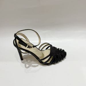 Sandales d'été 2025 pour femmes, style romain, en cuir verni léger, à talon aiguille ultra-haut, avec bride de cheville et fleur en strass - Product Image 2